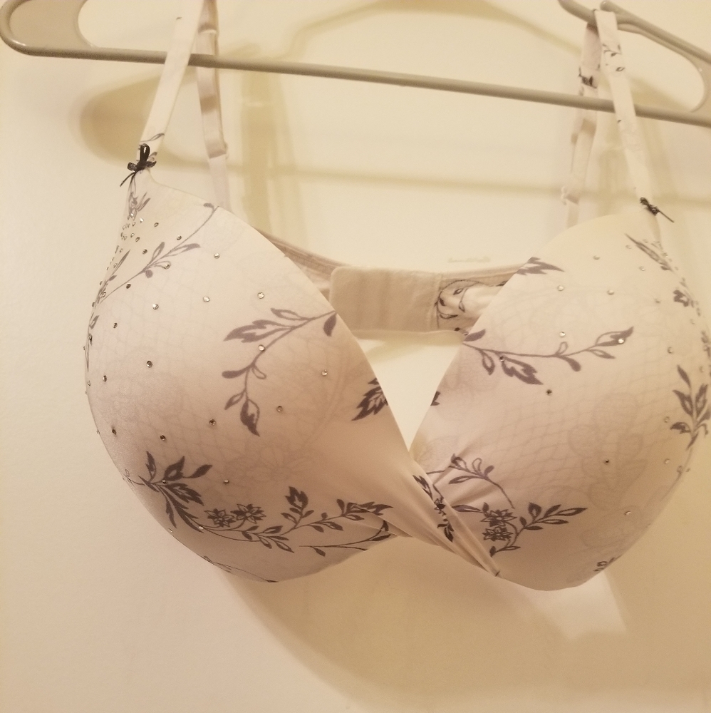 Victoria's Secret Plunge Bra